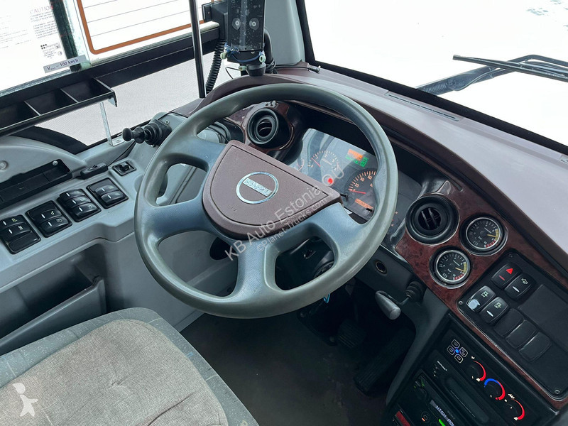 باص Isuzu Turquoise 36 SEATS / AC