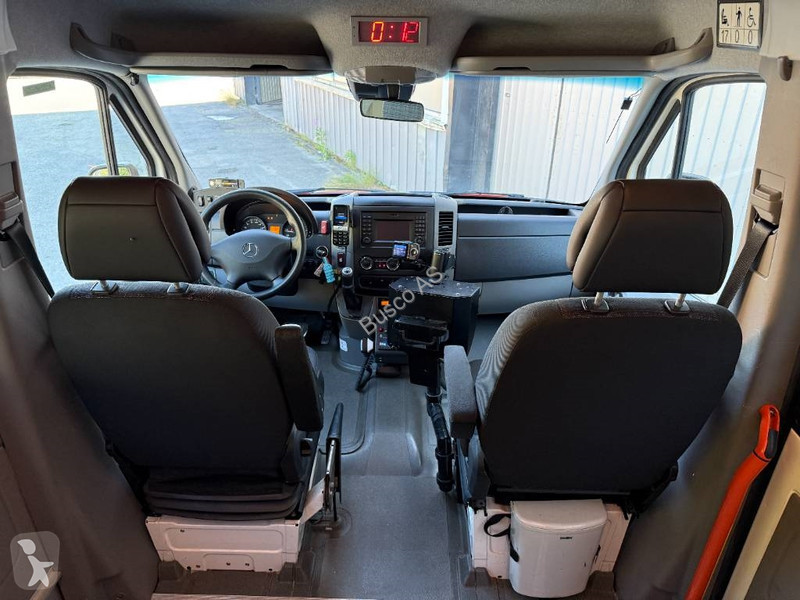 باص Mercedes 516CDI 4x4. 17+1 seats