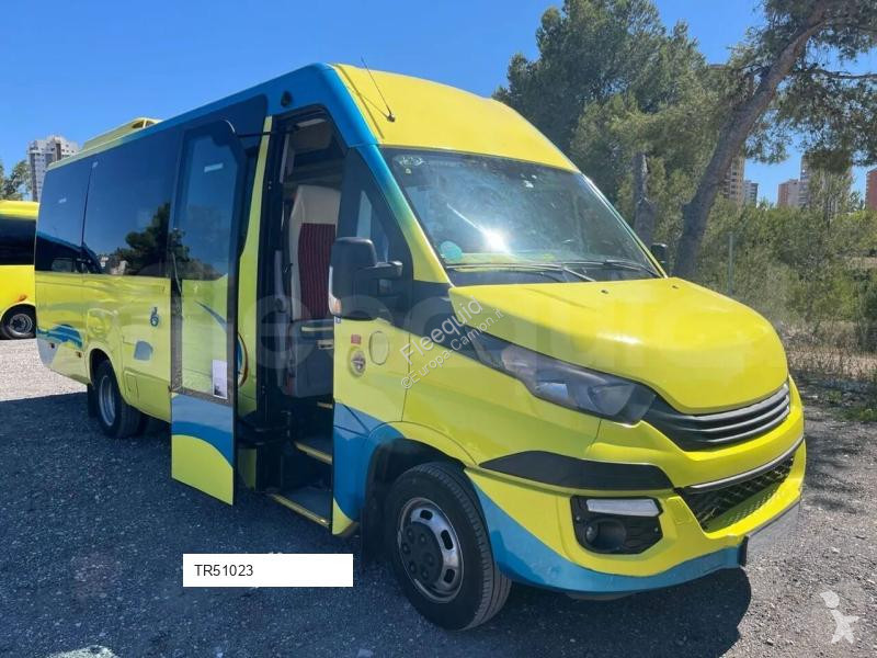 باص Iveco Ferqui