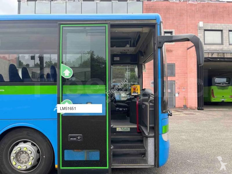 باص Mercedes