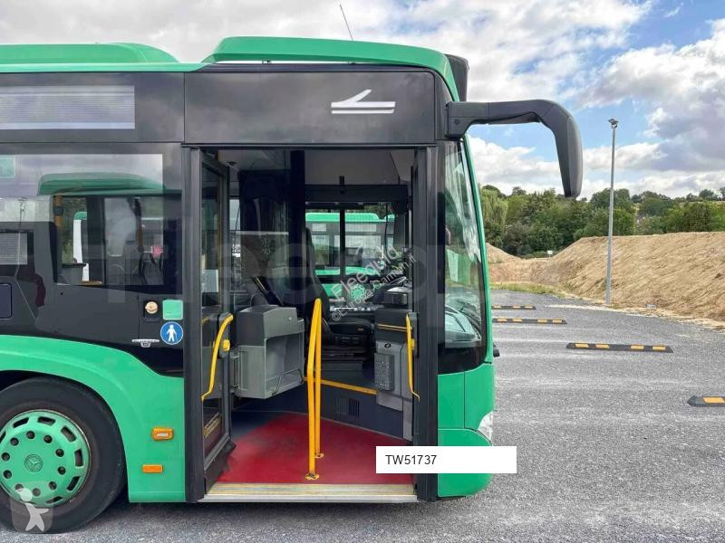 Autobussen Mercedes