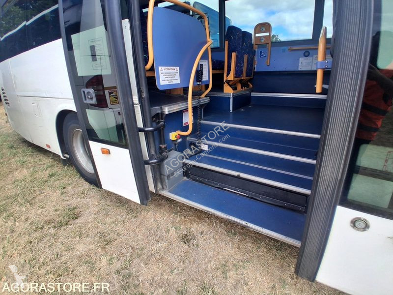 باص Irisbus RECREO
