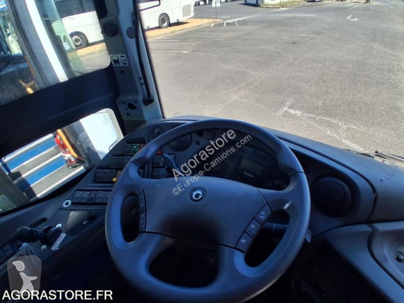 Autobuz