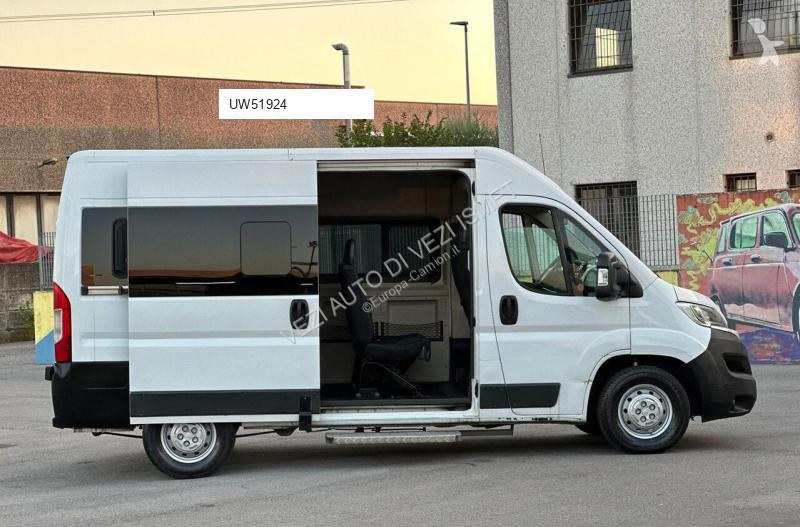 Autobus Fiat ducato 9 posti cc 2.3 cv 130