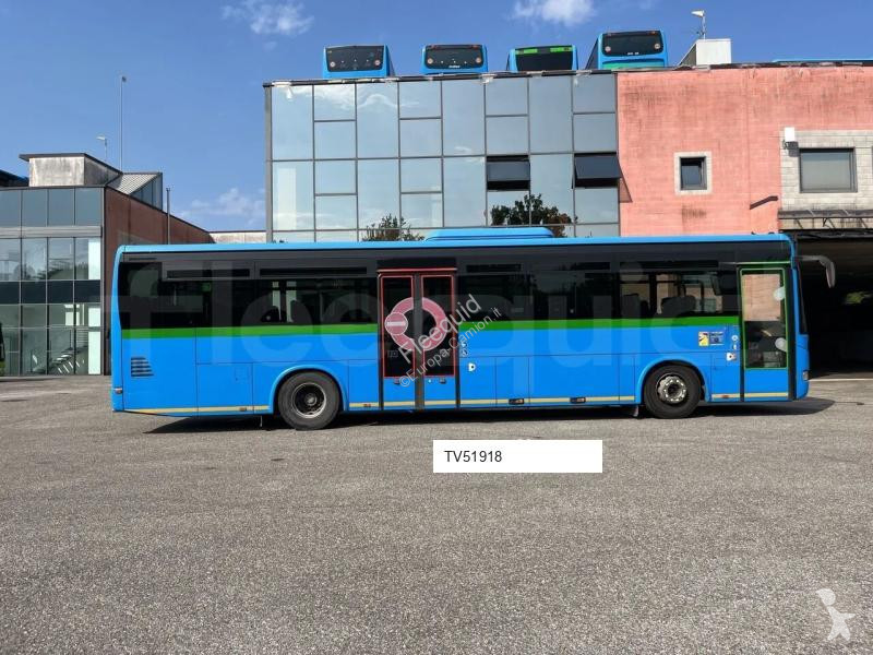 باص Iveco