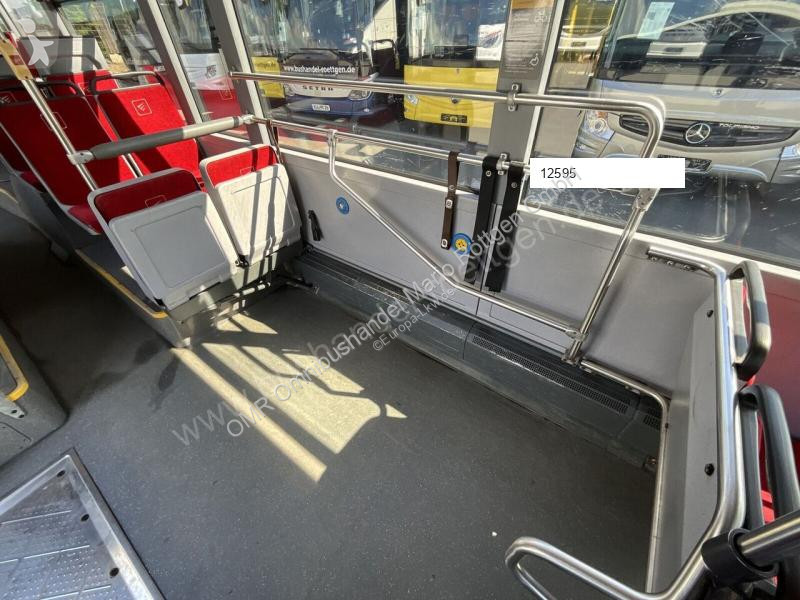 Autobussen Mercedes 0 530