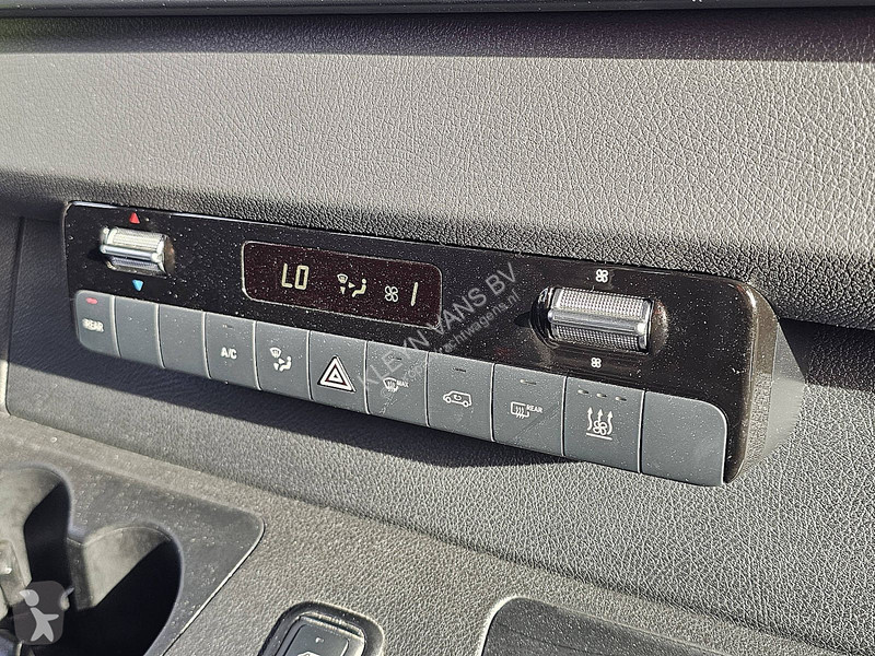 Veicolo commerciale Mercedes 314 L3H2 9-Pers 2x...