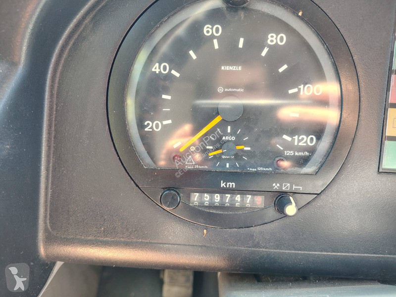 Городской автобус Mercedes
