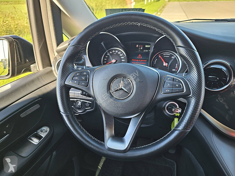 Véhicule utilitaire Mercedes 300 ExtraLang L3 8...