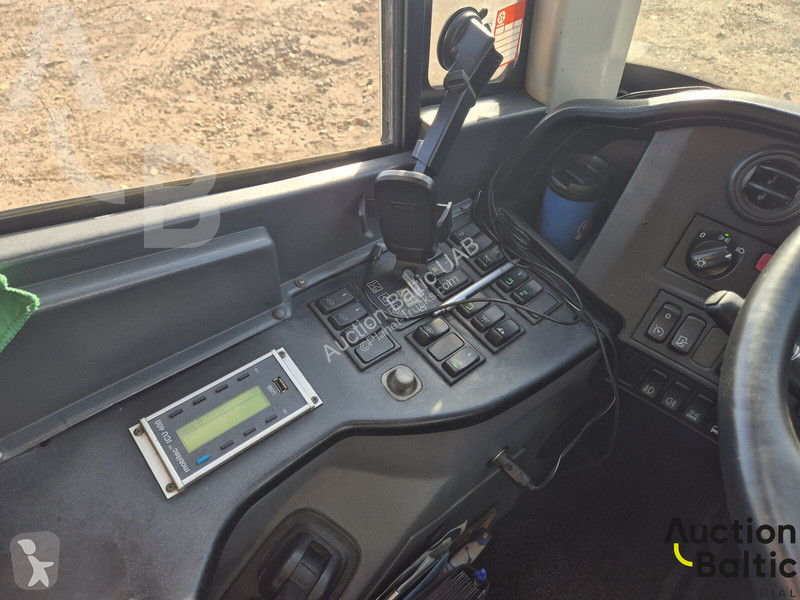 Véhicule utilitaire Scania  M335