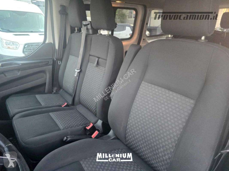 Véhicule utilitaire Ford FORD CUSTOM 9 POSTI 2019