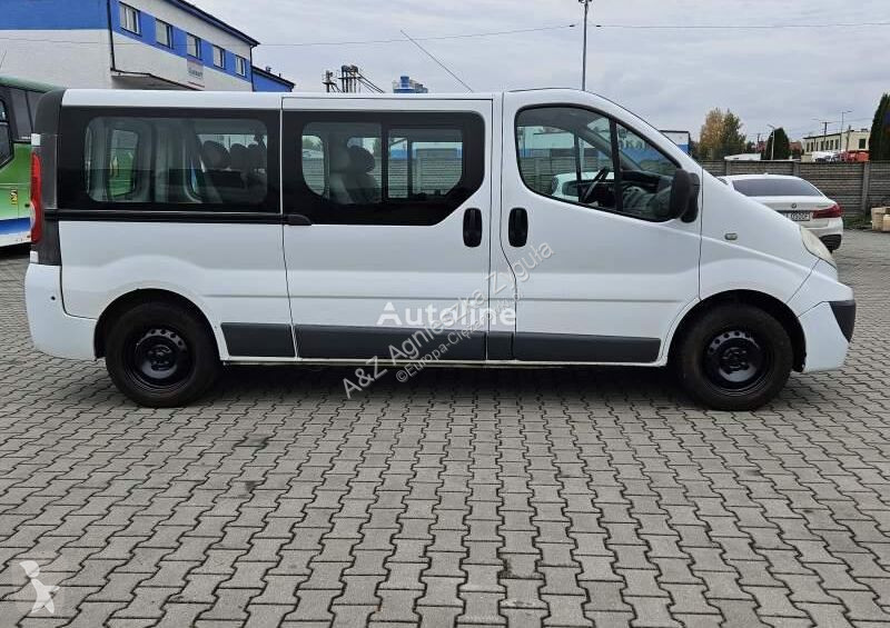 Bus Renault TRAFIC 2.0 DCI 90 COMBI L2H1