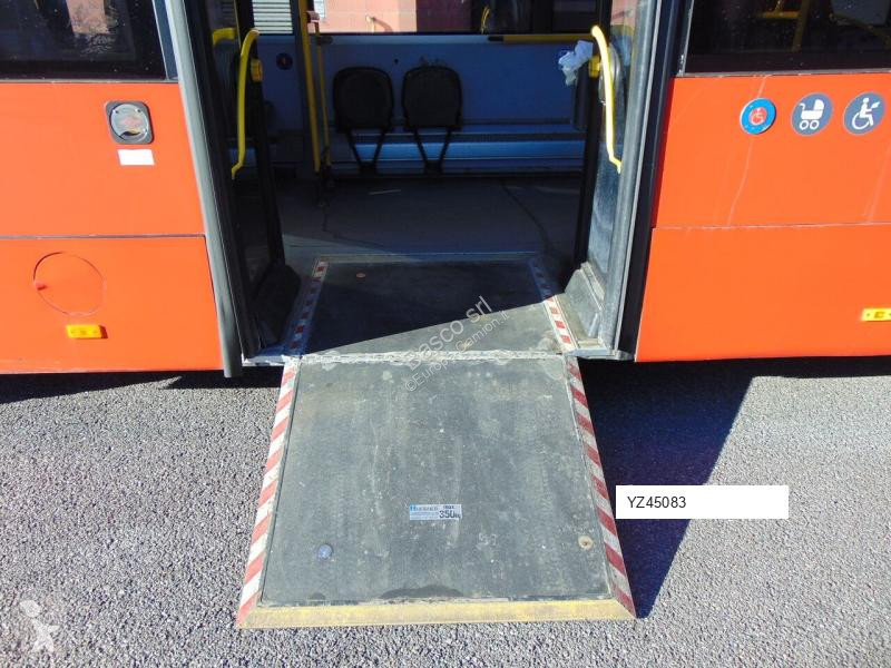 Buss Solaris URBINO 12