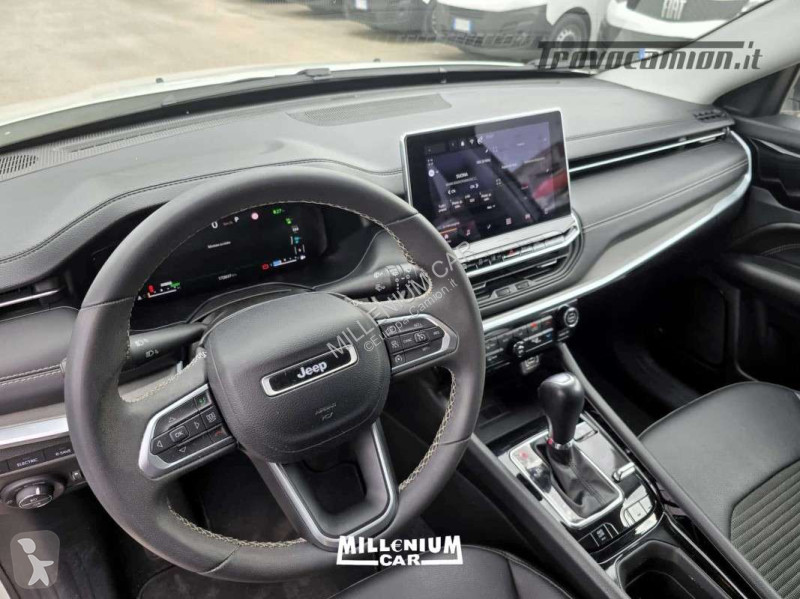 Autobuz  COMPASS 4XE LIMITED 2022