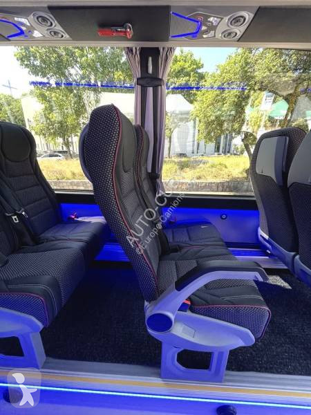 Autobuz Iveco Cuby 24+19+Rampe d'accès handicapé