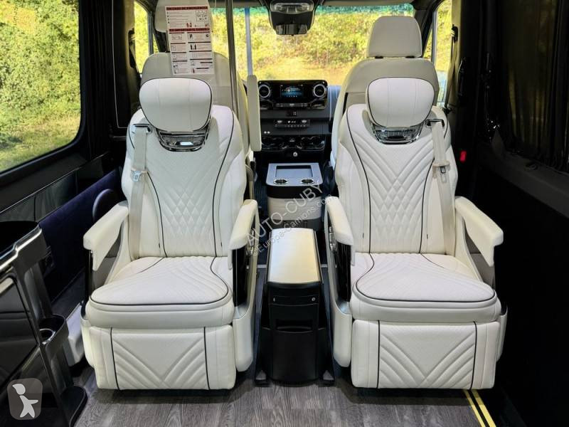 Autobus Mercedes Cuby 11+1 VIP Line