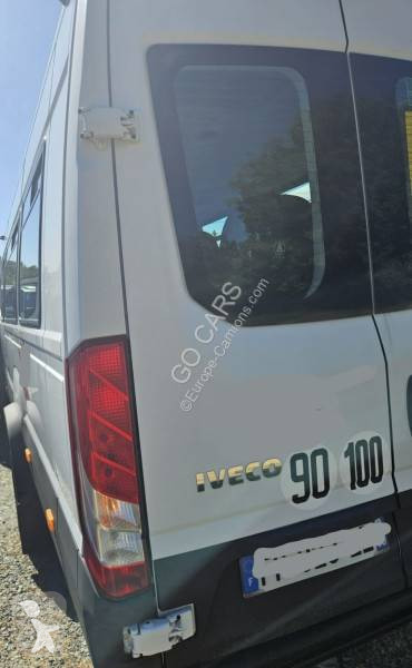 Furgoneta Iveco 22+1