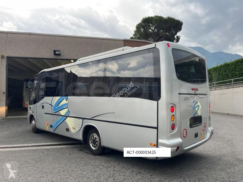 Autobuz Mercedes MB 818 S