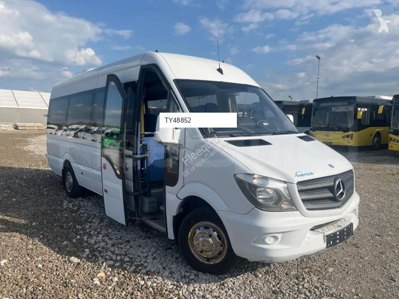 Furgoneta Mercedes