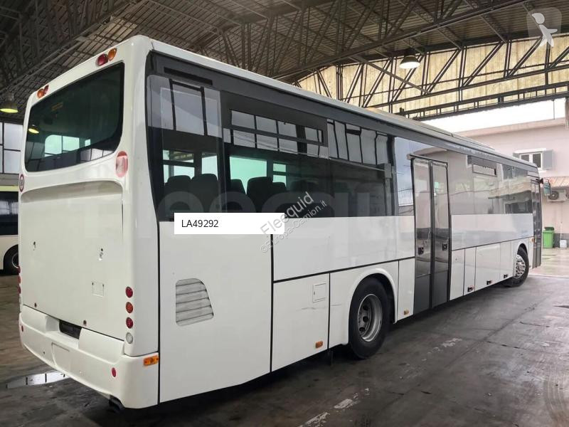 باص Iveco Recreo