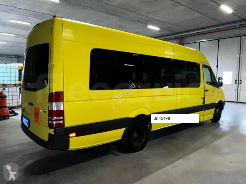 باص Mercedes
