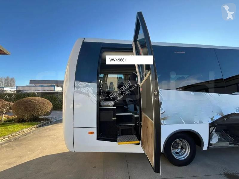باص Iveco