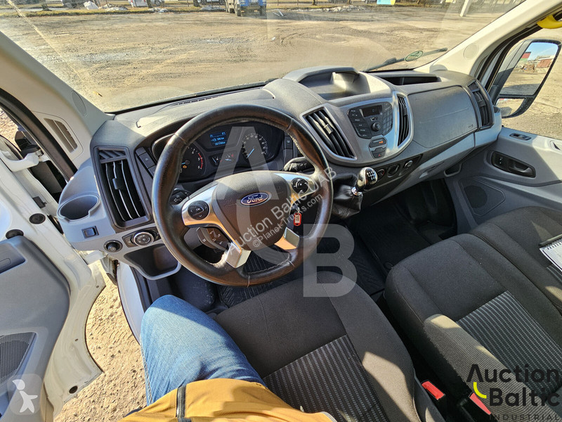 Furgoneta Ford