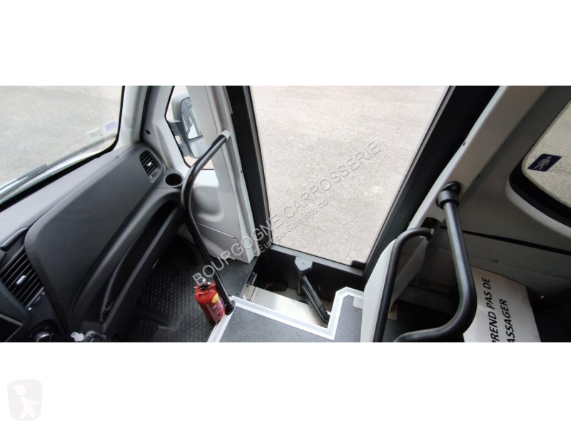باص Iveco DAILY 50C80E