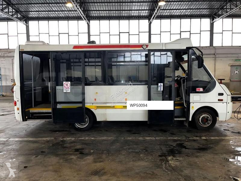 باص Iveco Cacciamali