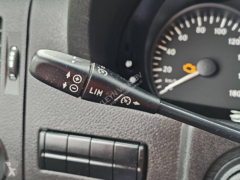 Furgoneta Mercedes 213 ac 9-pers EURO6