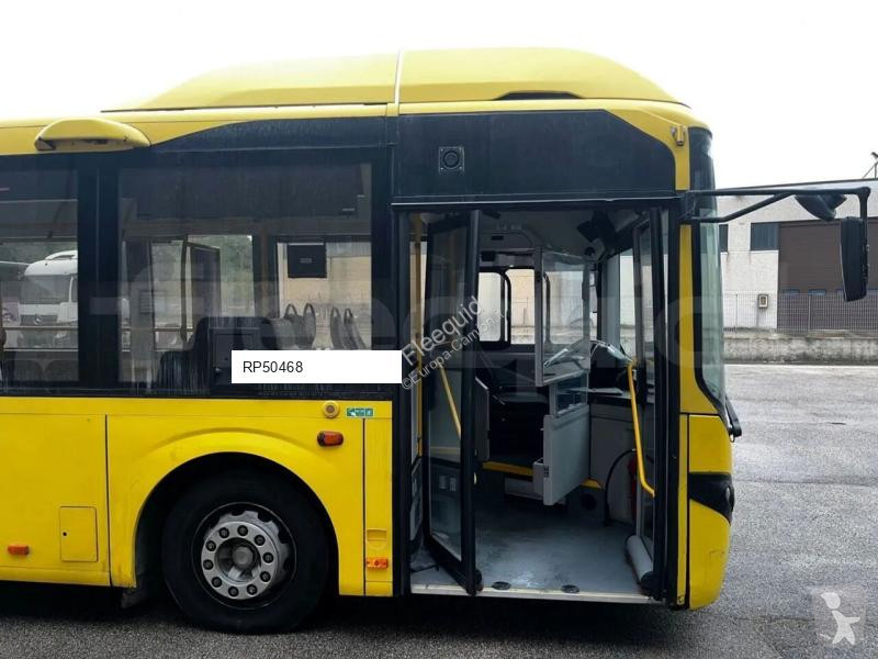 باص Volvo 7900