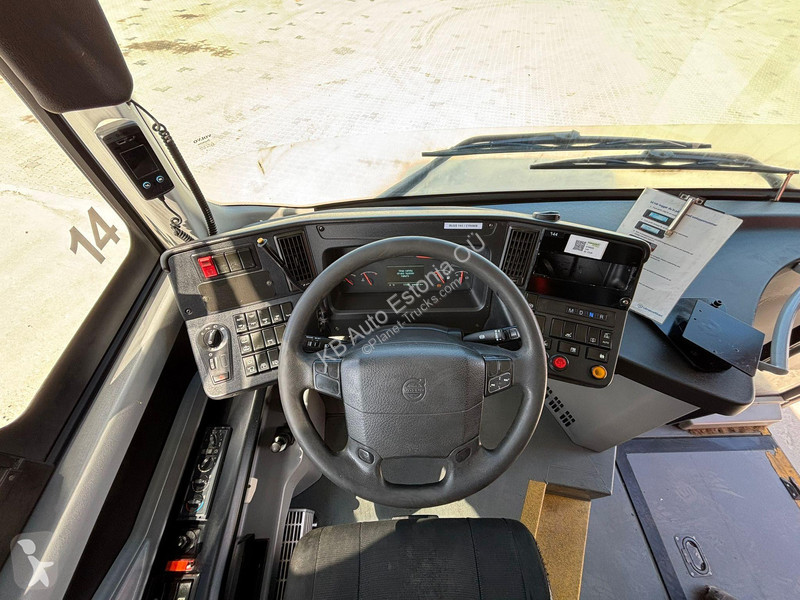 باص Volvo B8RLE 4x2 AC / AUXILIARY HEATER