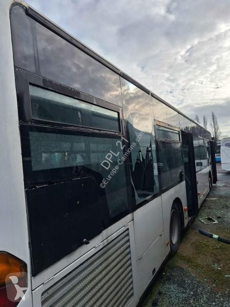 باص Mercedes O530