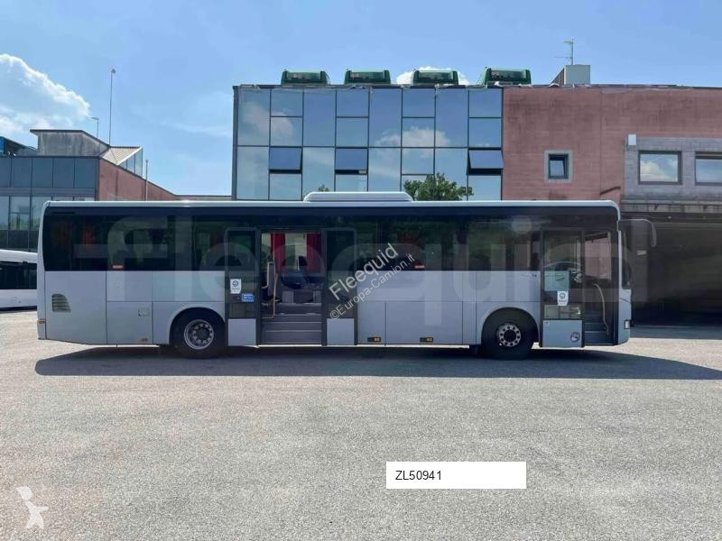 باص Iveco