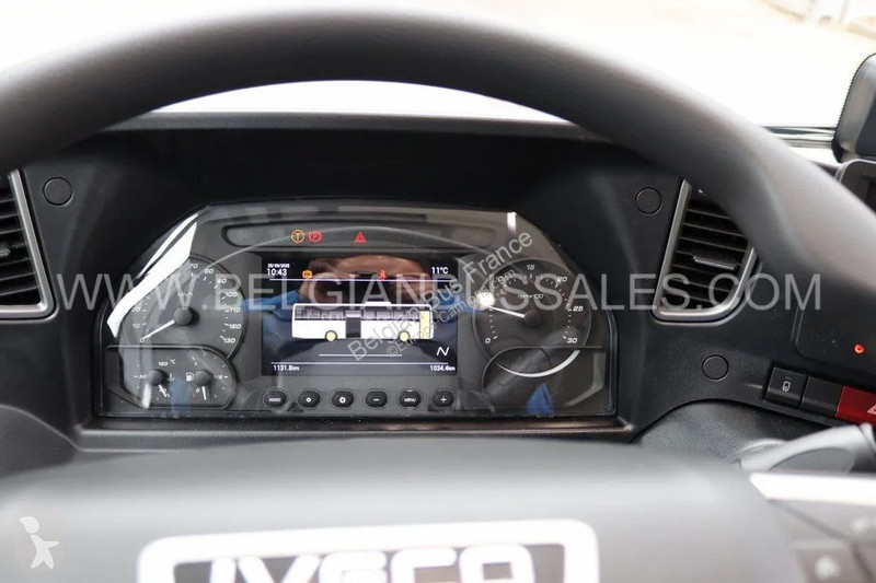 باص Iveco 10.8m Line HV / 3-point seat belt /...