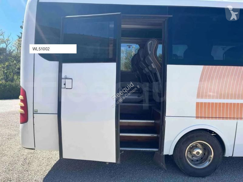 باص Iveco Indcar Mobi