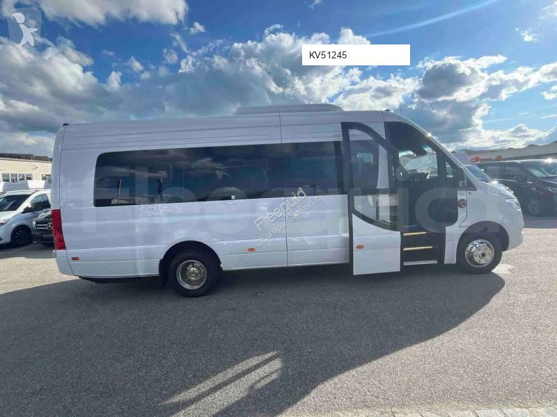 Autobús Mercedes