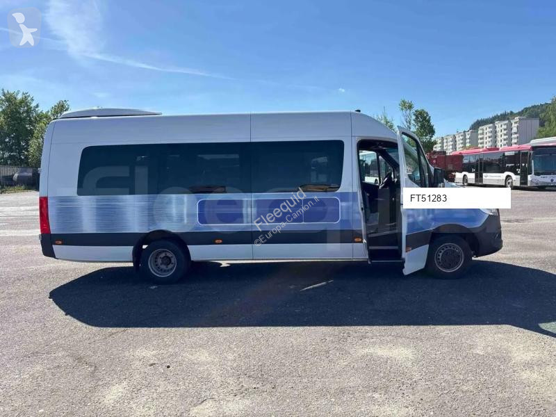 Autobús Mercedes