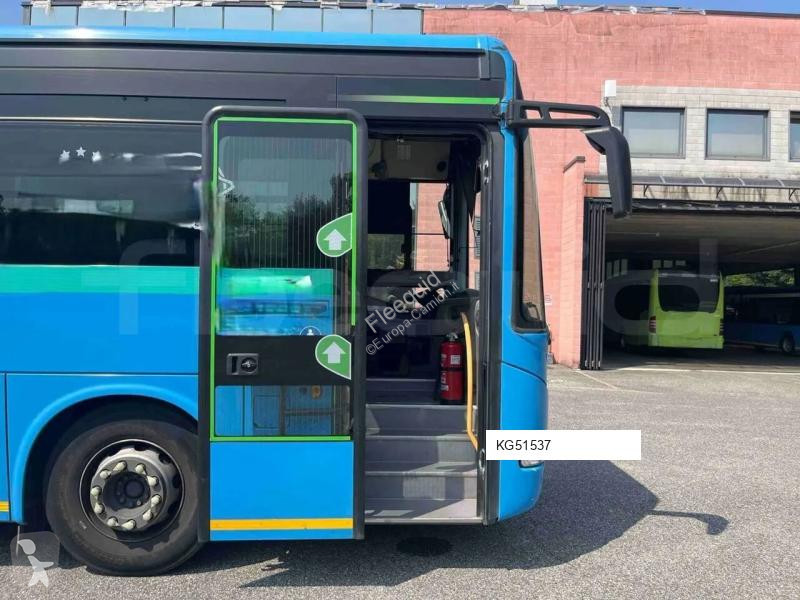 باص Iveco
