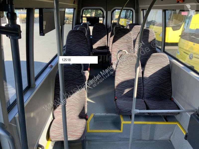 Mercedes Altas Transporter