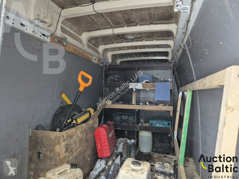 Furgoneta Renault Multicab