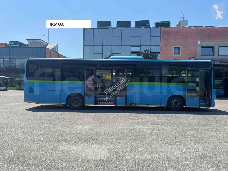 باص Iveco
