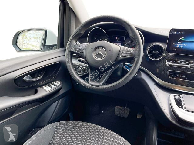 Autobus Mercedes - Compact 220 d Executive auto