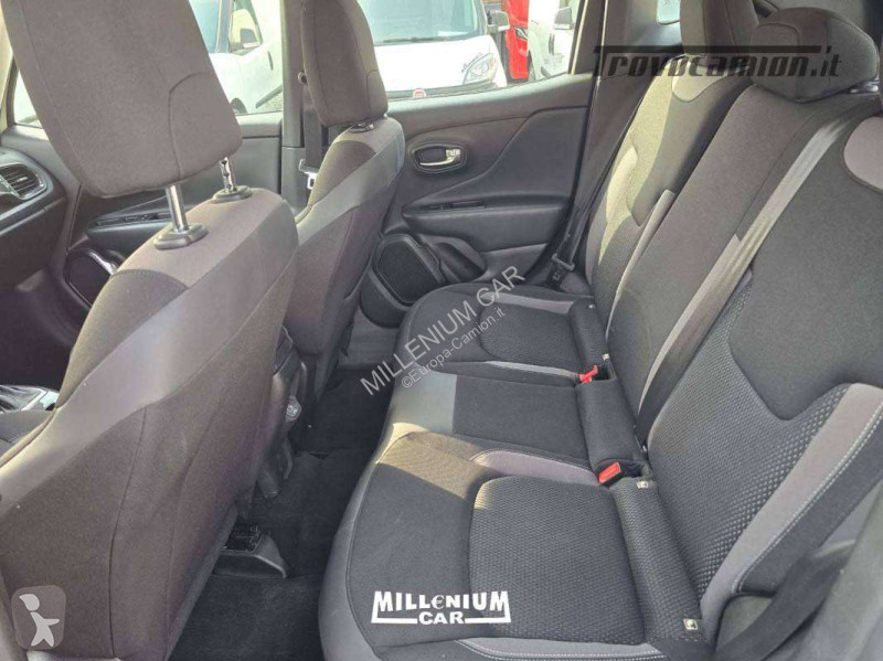 Autobussen  RENEGADE 4XE 2022 LIMTED KM 52000