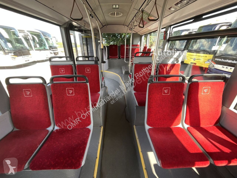 Autobussen Mercedes 0 530