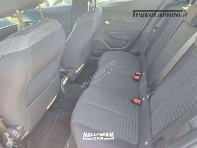 Furgoneta Peugeot PEUGEOT 2008 DIESEL 2022 KM...