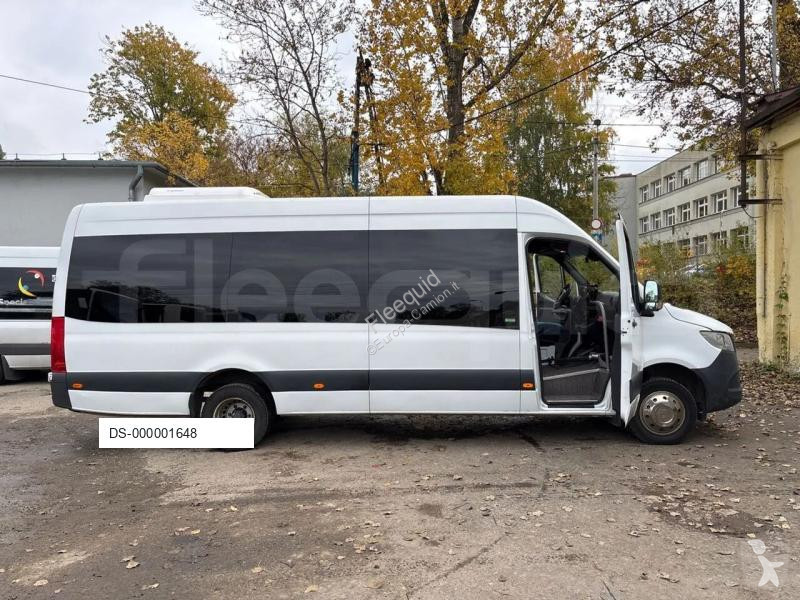 Autóbusz Mercedes
