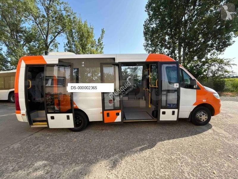 Коммерческий автомобиль Mercedes