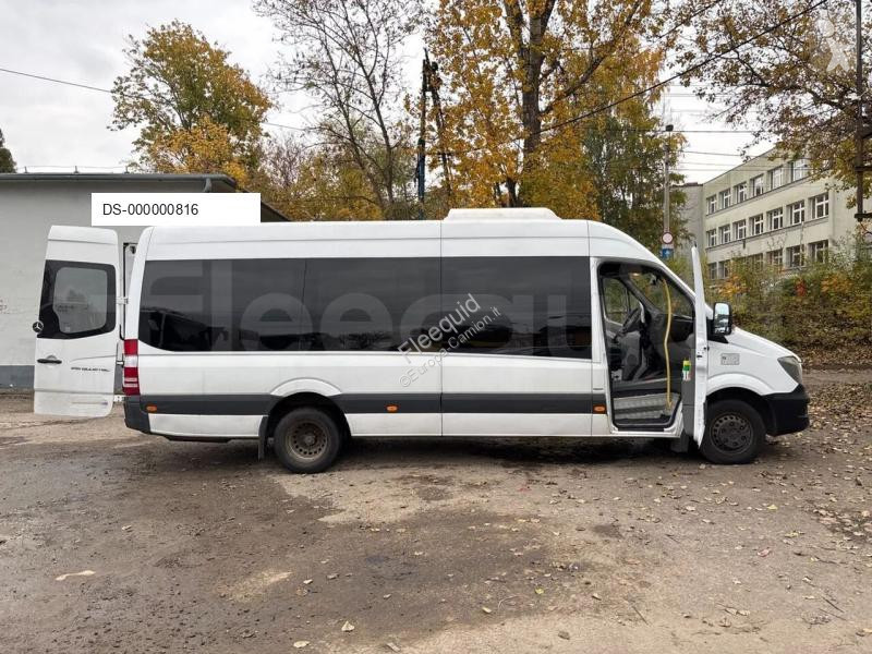Ônibus transporte Mercedes