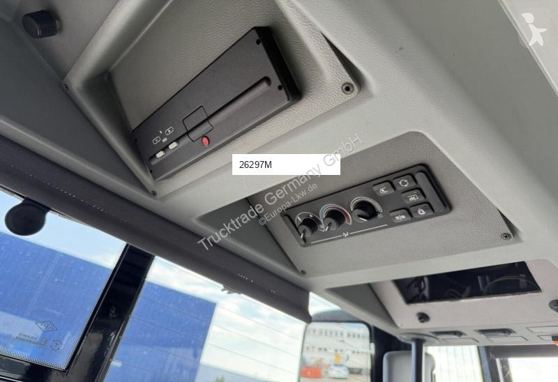 Autobuz Mercedes
